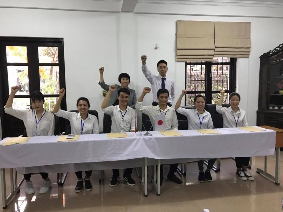 Hoang Long Huresu continuously recruits